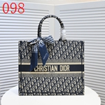 偽物ディオールバッグ